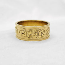 Load image into Gallery viewer, 14k 18k gold buddhist lotus om mani padme hum ring for men and women
